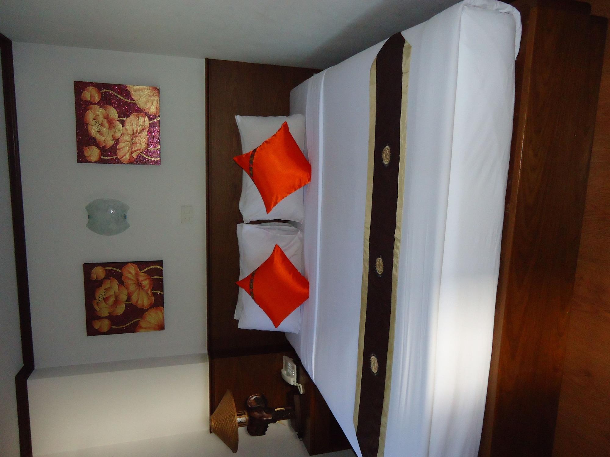 North Hotel 3*